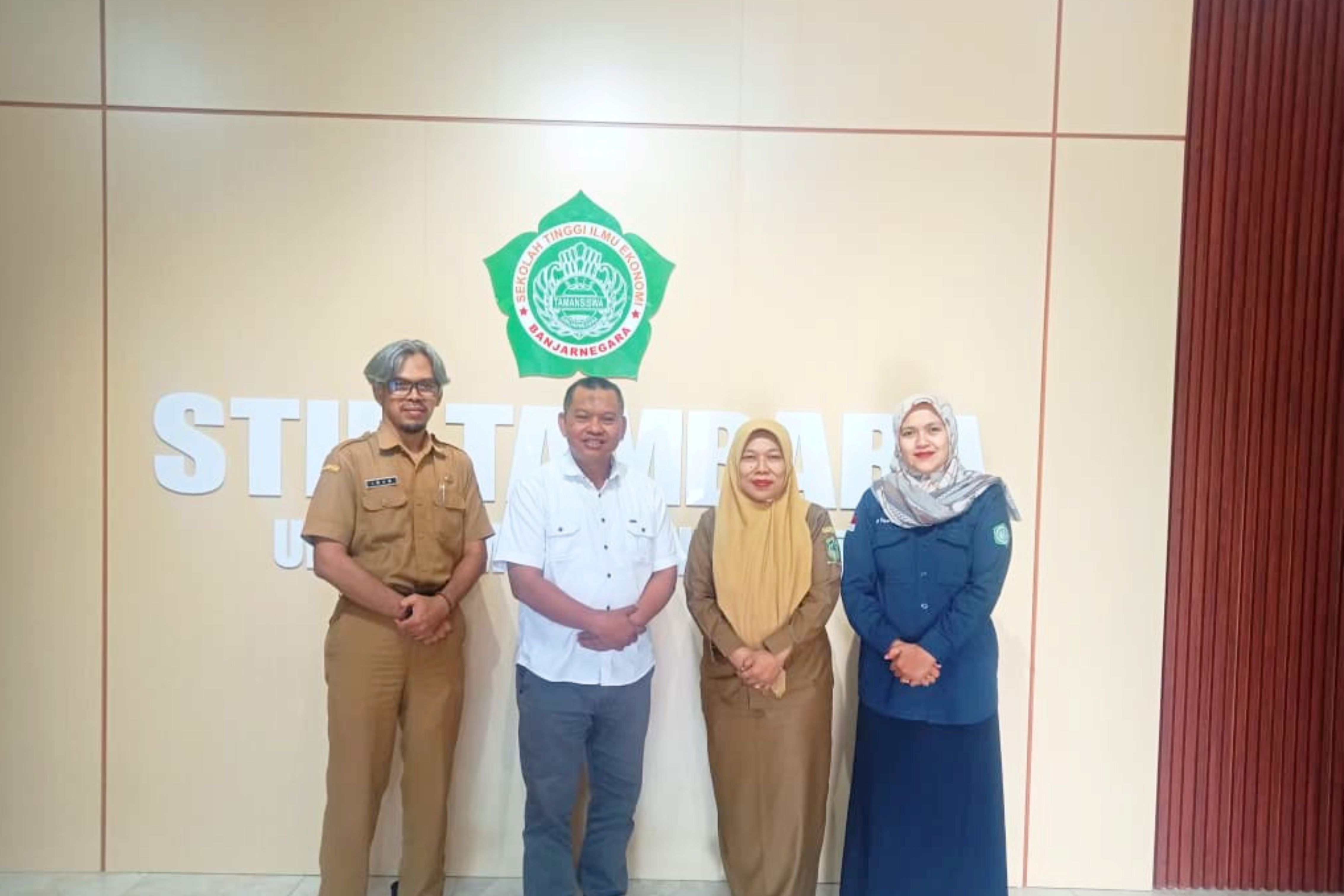 Kunjungan Dinas Pariwisata Dan Kebudayaan Kabupaten Banjarnegara Ke STIE Tamansiswa Banjarnegara